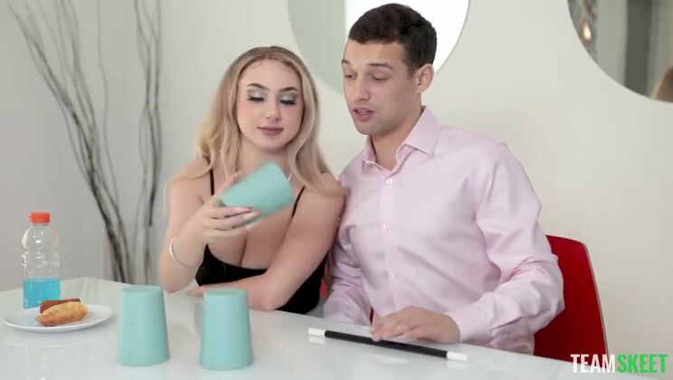 Skylar Vox & Her Mind-Blowing Scene