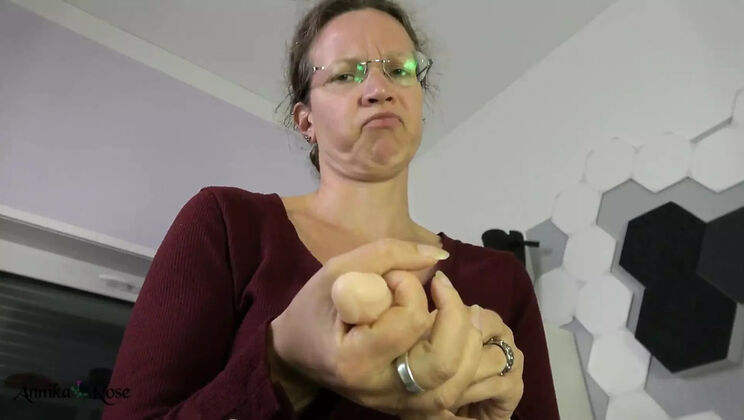 Hot MILF Annika Bond Gives Dirty JOI & Wank Instructions in HD